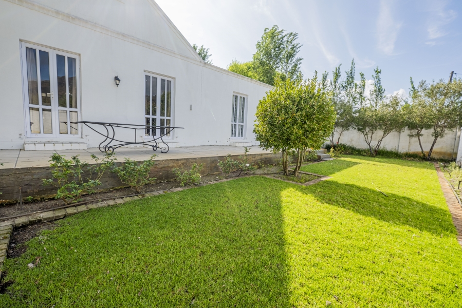 2 Bedroom Property for Sale in Franschhoek Western Cape